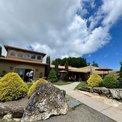 Linville Falls Winery