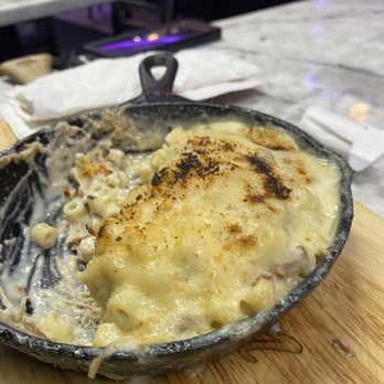 Franklin Social NY - Pulled Pork Mac & Cheese - Gastropubs Near Me - Franklin Square, New York