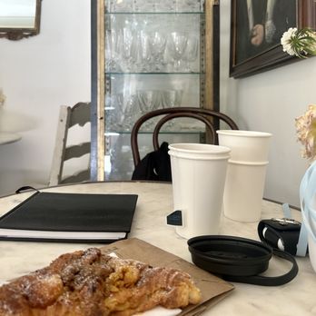 L'Appartement 4F - Pumpkin croissant - Bakeries Near Me - Brooklyn, New York L'Appartement 4F - Pumpkin croissant - Bakeries Near Me - Brooklyn, New York