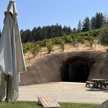 Bella Vineyards & Wine Caves - Wine caves where you can also go to get wine and enjoy indoor seating - Wineries Near Me - Healdsburg, California Bella Vineyards & Wine Caves - Wine caves where you can also go to get wine and enjoy indoor seating - Wineries Near Me - Healdsburg, California