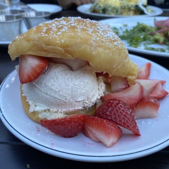 The Breakfast Bar - Strawberry Sammie - Breakfast & Brunch Near Me - Long Beach, California The Breakfast Bar - Strawberry Sammie - Breakfast & Brunch Near Me - Long Beach, California