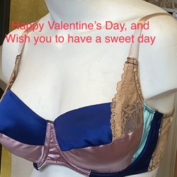 Les Corset Lingerie - New satin bra from differing color and size about 36-38/G;H. Lovely fit.