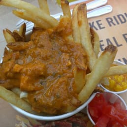 Butter Chicken Poutine