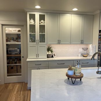 Signature Kitchen & Bath Design - Appliance garage - Interior Design Near Me - Cupertino, California Signature Kitchen & Bath Design - Appliance garage - Interior Design Near Me - Cupertino, California
