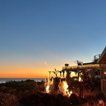 Geoffrey's Malibu - Seafood Near Me - Malibu, California