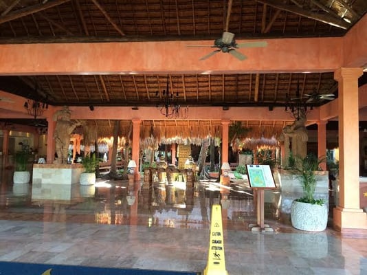 Iberostar Waves Tucan by null