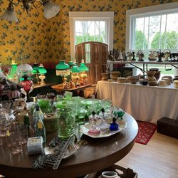 Sophia's Room - Wilmette estate sale
