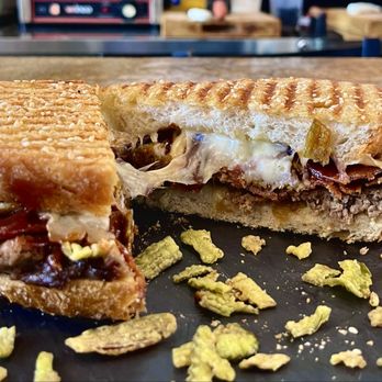 Cheddar Jackson - Impossible Smokehouse Melt - Sandwiches Near Me - Richmond, Virginia Cheddar Jackson - Impossible Smokehouse Melt - Sandwiches Near Me - Richmond, Virginia