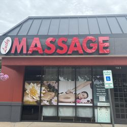 Lucky Massage