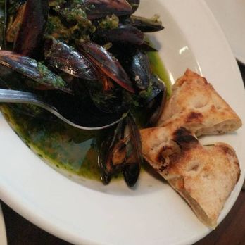 Masullo - Mussel - Pizza Near Me - Sacramento, California