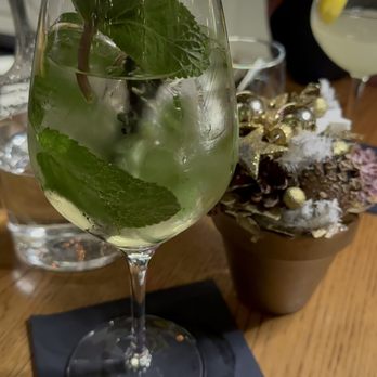 Food Lab - A very refreshing spritzer. - Modern European Near Me - Prague, Puerto Rico