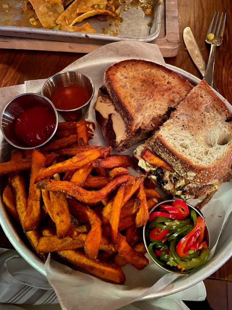 Foundry Kitchen and Tavern