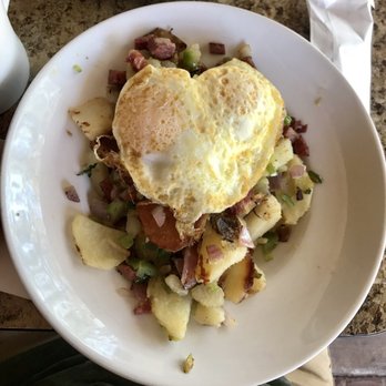 Carolyn's Cafe - Hash breakfast bowl - Breakfast & Brunch Near Me - Redlands, California Carolyn's Cafe - Hash breakfast bowl - Breakfast & Brunch Near Me - Redlands, California