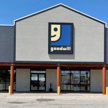 Goodwill - Thrift Stores Near Me - Columbus, Nebraska Goodwill - Thrift Stores Near Me - Columbus, Nebraska