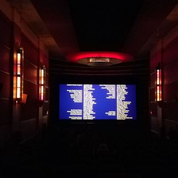 Classic Cinemas Lake XQ - Cinema Near Me - Oak Park, Illinois Classic Cinemas Lake XQ - Cinema Near Me - Oak Park, Illinois