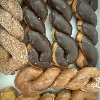 Gourmet Donuts - Twisties! - Donuts Near Me - Mount Juliet, Tennessee Gourmet Donuts - Twisties! - Donuts Near Me - Mount Juliet, Tennessee