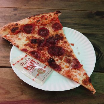 Scarr's Pizza - pizza slice - Pizza Near Me - New York, New York Scarr's Pizza - pizza slice - Pizza Near Me - New York, New York
