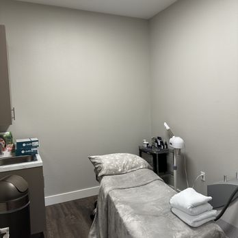 Live Young Wellness Spa Castle Hills - Medical Spas Near Me - Carrollton, Texas Live Young Wellness Spa Castle Hills - Medical Spas Near Me - Carrollton, Texas