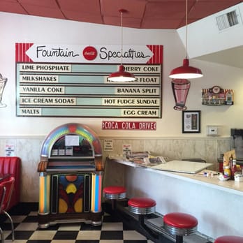 Busy Bee Cafe - Fountain choices.... Yum!! - Diners Near Me - Ventura, California
