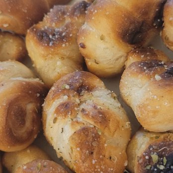 Vicino's Pizza - Garlic Knots - Pizza Near Me - Morrisville, North Carolina Vicino's Pizza - Garlic Knots - Pizza Near Me - Morrisville, North Carolina