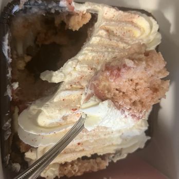 Crumbl - Hawthorne - Strawberry Tres Leche cake.. almost gone - Bakeries Near Me - Hawthorne, California Crumbl - Hawthorne - Strawberry Tres Leche cake.. almost gone - Bakeries Near Me - Hawthorne, California