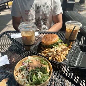 Drizzle - Coffee & Tea Near Me - Mount Shasta, California Drizzle - Coffee & Tea Near Me - Mount Shasta, California