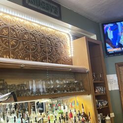 Mugsy's Tavern & Grill - At the bar having a blast!