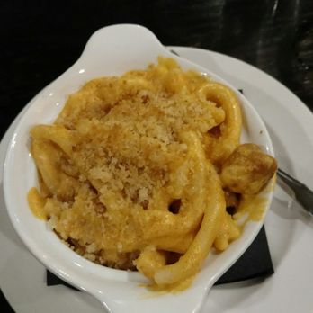 Portside Tavern - Buffalo Mac and cheese was super creamy and tangy - American Near Me - Hyannis, Massachusetts Portside Tavern - Buffalo Mac and cheese was super creamy and tangy - American Near Me - Hyannis, Massachusetts