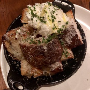North Italia - White Truffle Garlic Bread - Pizza Near Me - El Segundo, California North Italia - White Truffle Garlic Bread - Pizza Near Me - El Segundo, California