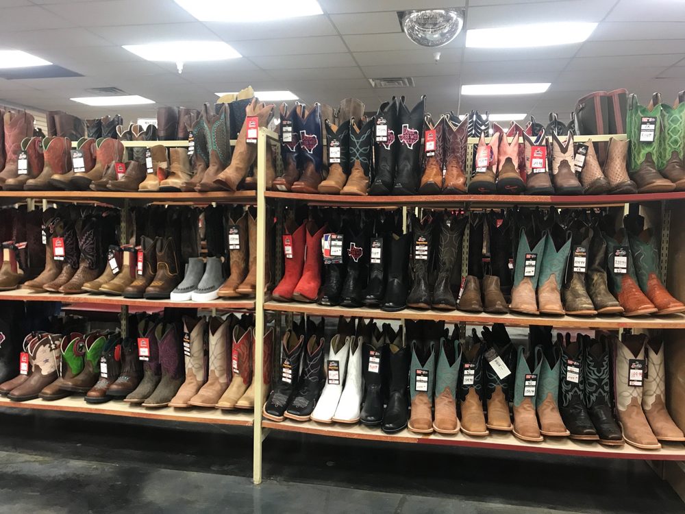 Justin Boots Factory Outlet, El Paso Roadtrippers