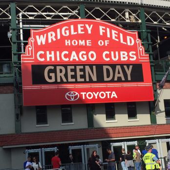 Wrigley Field - Stadiums & Arenas Near Me - Chicago, Illinois Wrigley Field - Stadiums & Arenas Near Me - Chicago, Illinois