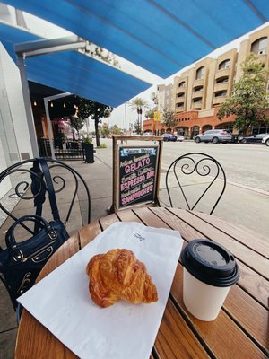 HauteMess Gourmet Market by null