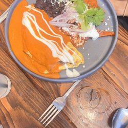 Hotel Calafia - Omelet in red sauce