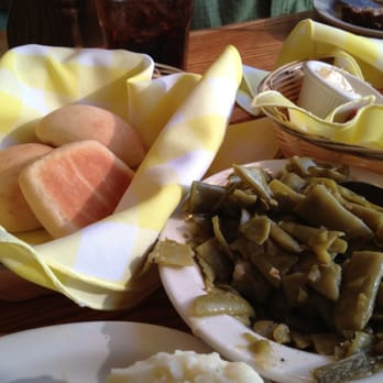 Old Mill Restaurant - Complimentary Green Beans and Dinner Rolls - American Near Me - Pigeon Forge, Tennessee