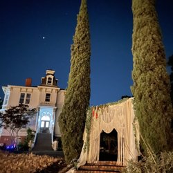 Pinole Creek Trail - A wedding at the Fernandez Mansion.