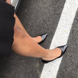 Sangini Waxing and Threading Studio - Full leg wax
