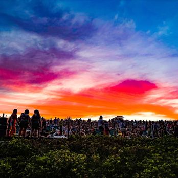 White River Amphitheatre - Lawn seating and sunset - Music Venues Near Me - Auburn, Washington White River Amphitheatre - Lawn seating and sunset - Music Venues Near Me - Auburn, Washington