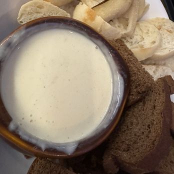 Heidi's Of Gresham - Cheese Fondue with bread - American Near Me - Gresham, Oregon