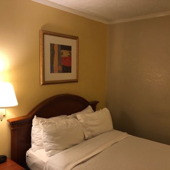 Innkeeper - Roxboro - Single room - Hotels Near Me - Roxboro, North Carolina