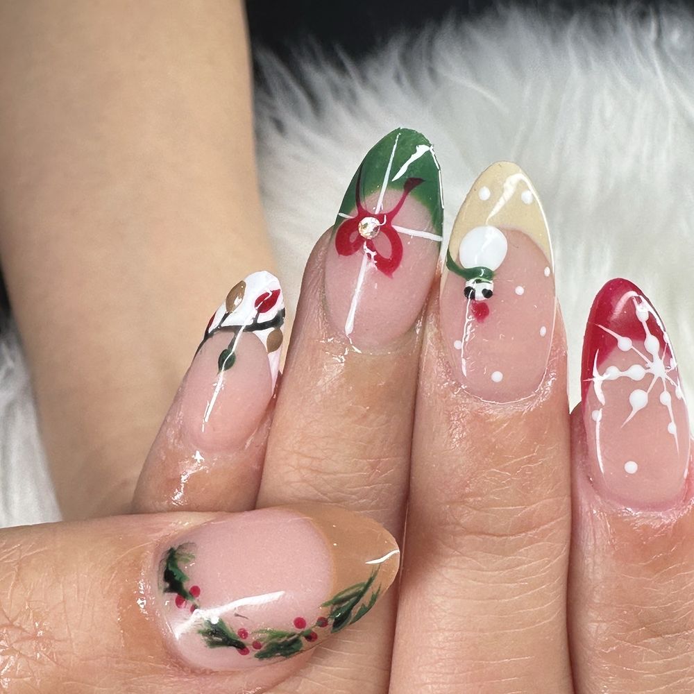 Kitchen Nail Bar - Santana Row - Emily- Holiday design - Nail Salons Near Me - San Jose, California Kitchen Nail Bar - Santana Row - Emily- Holiday design - Nail Salons Near Me - San Jose, California