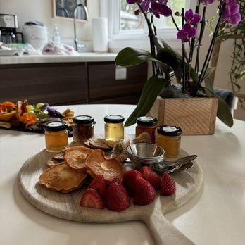 Inn at Moonlight Beach - Bed & Breakfast Near Me - Encinitas, California
