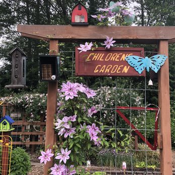 Lake Hills Greenbelt - Children's Garden at Bellevue Demonstration Garden part of Lake Hills Greenbelt & Park - Parks Near Me - Bellevue, Washington Lake Hills Greenbelt - Children's Garden at Bellevue Demonstration Garden part of Lake Hills Greenbelt & Park - Parks Near Me - Bellevue, Washington