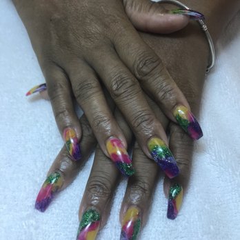 Nails design - Nail Salons Near Me - Vallejo, California