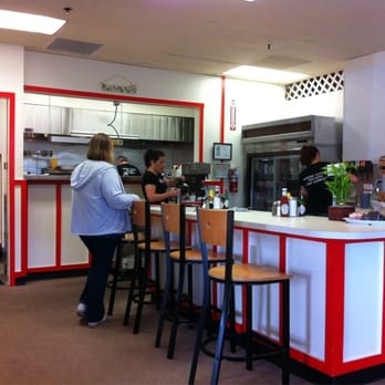 Mom's Kitchen - Tons of help!!! See the cook!!! - American Near Me - Auburn, California