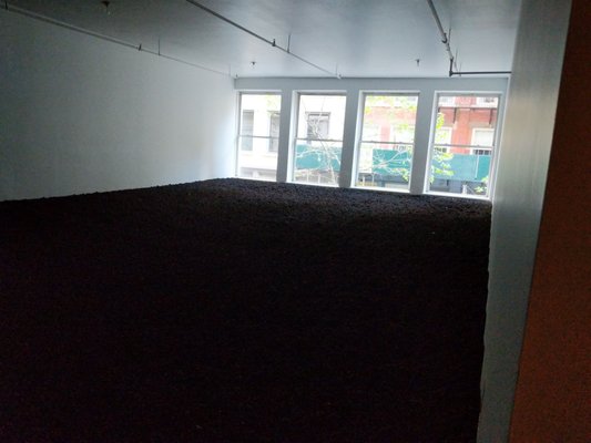The New York Earth Room by null