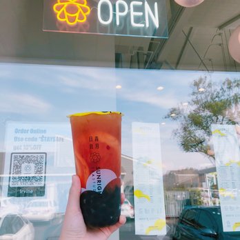 Sunright Tea Studio - Grapefruit jasmine with brown sugar boba - Bubble Tea Near Me - Irvine, California Sunright Tea Studio - Grapefruit jasmine with brown sugar boba - Bubble Tea Near Me - Irvine, California