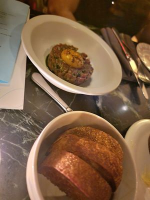 Maison Bar À Vins by null