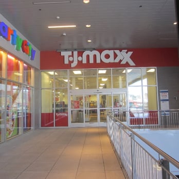 T.J MAXX - TJ Maxx, its companion Party City is next door. - Department Stores Near Me - Kingsbridge, New York