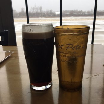 Pilot Pete's - Interesting view. - American Near Me - Schaumburg, Illinois