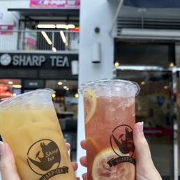 White peach oolong Tea and Pink Panther Strawberry Lemonade White peach oolong Tea and Pink Panther Strawberry Lemonade